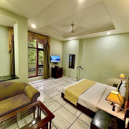 Hotel Florence Inn, Karol Bagh, New Delhi, 2 Min From Metro 외부 사진