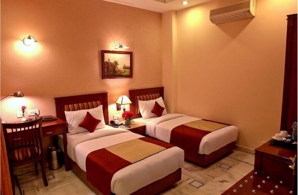 Hotel Florence Inn, Karol Bagh, New Delhi, 2 Min From Metro 외부 사진